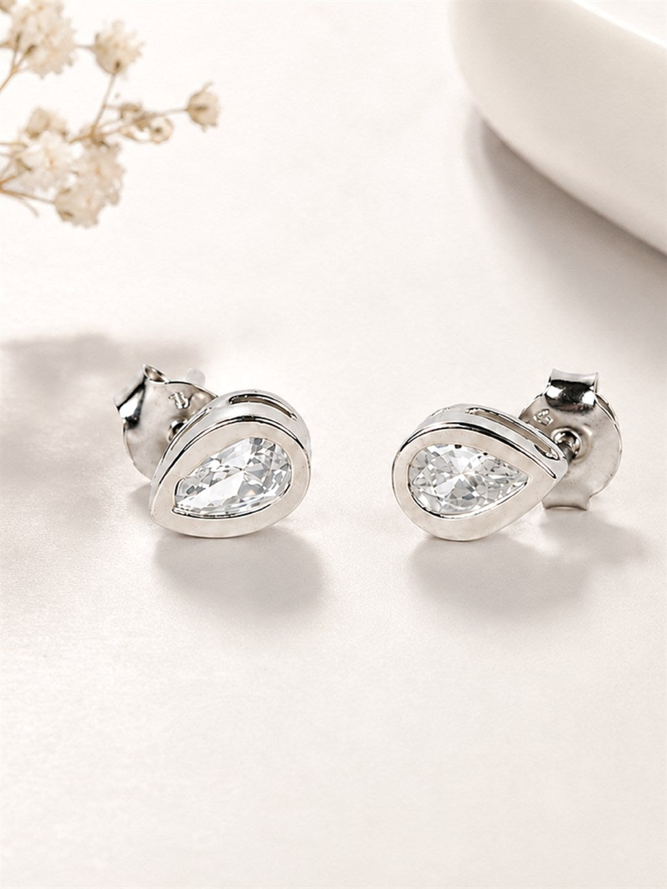 Sliver Minimalist Bar Studs