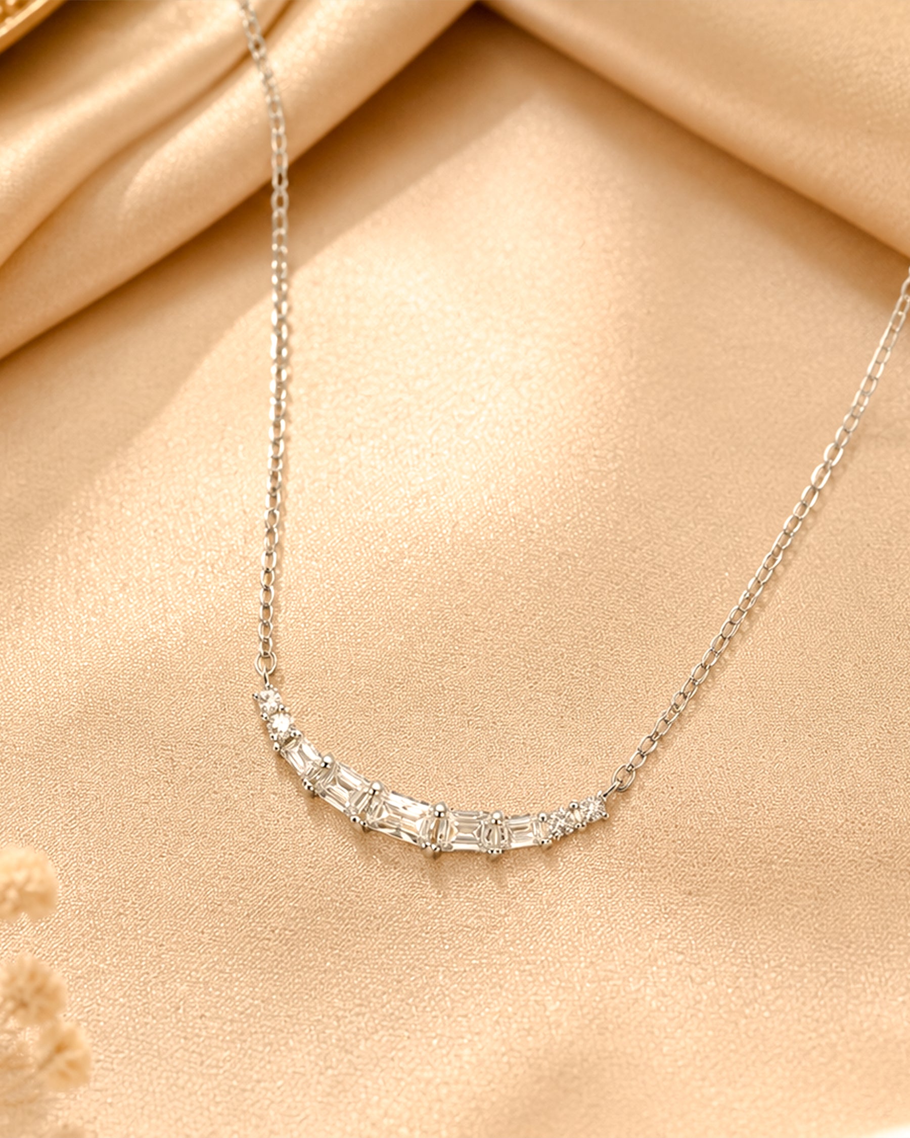 Elegance Arc Necklace
