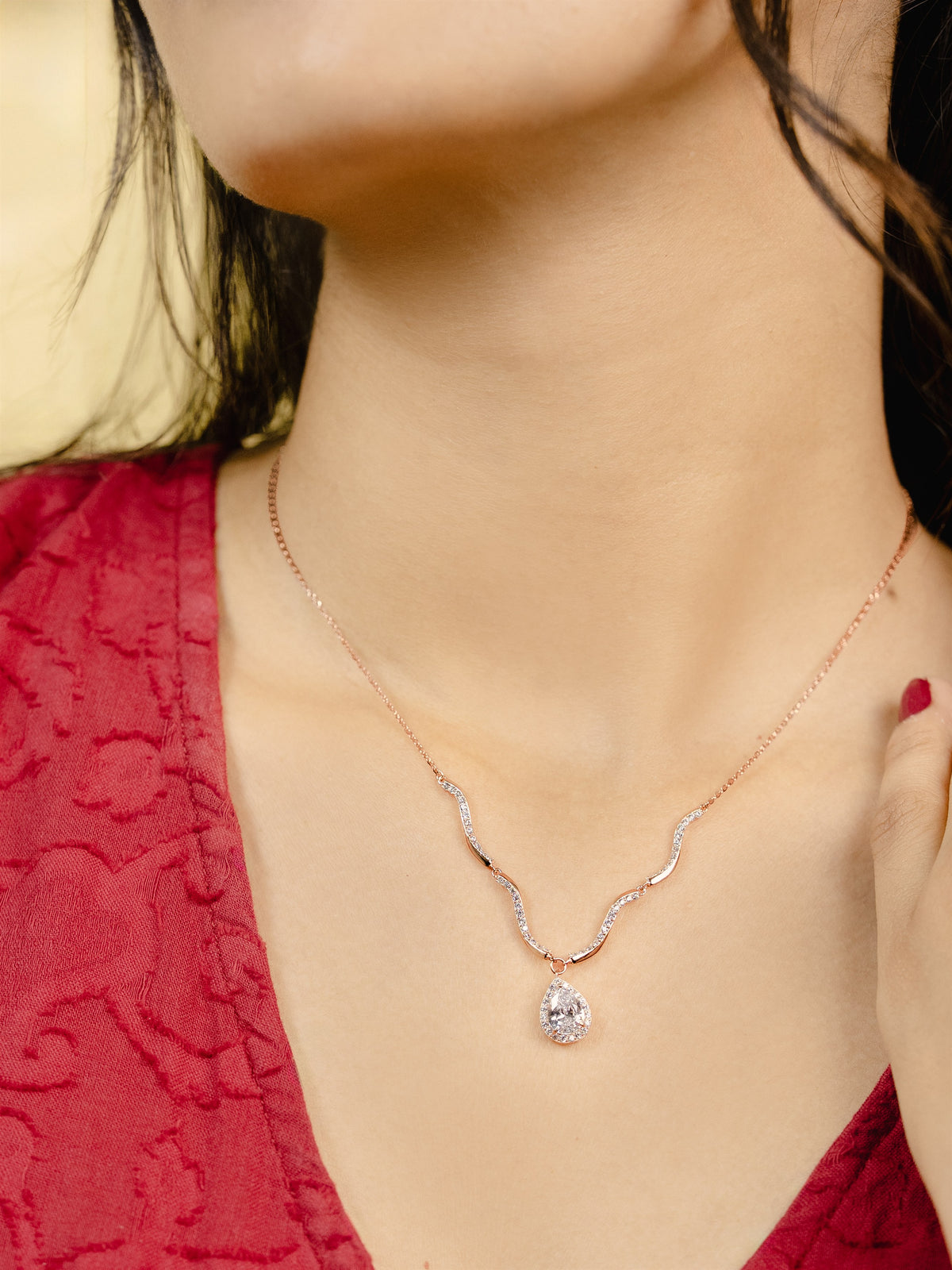 Rose Gold Teardrop Pendant Necklace