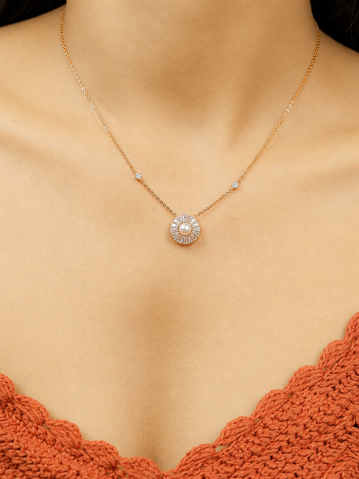 Rose Gold Double Circle Pendant Necklace