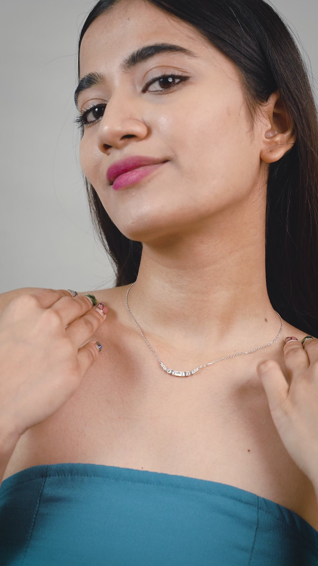 Elegance Arc Necklace