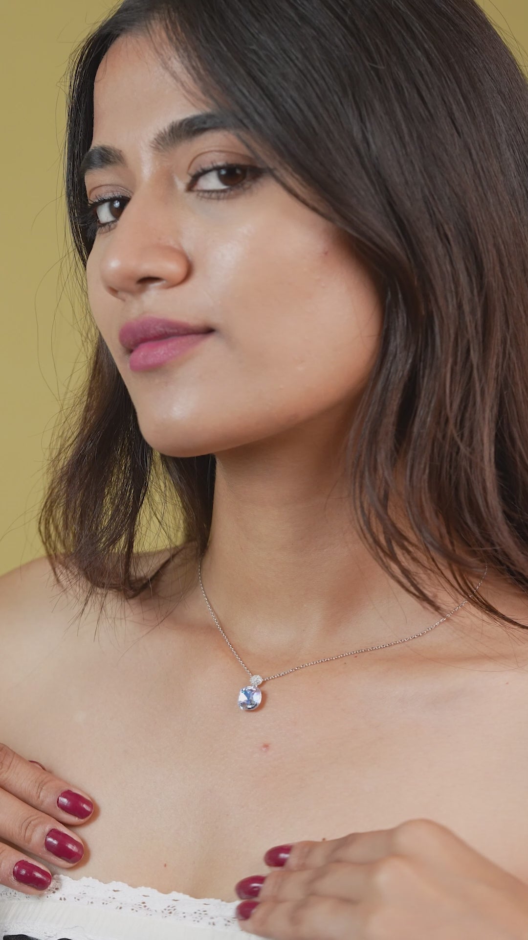 Silver Round Blue Gemstone Necklace
